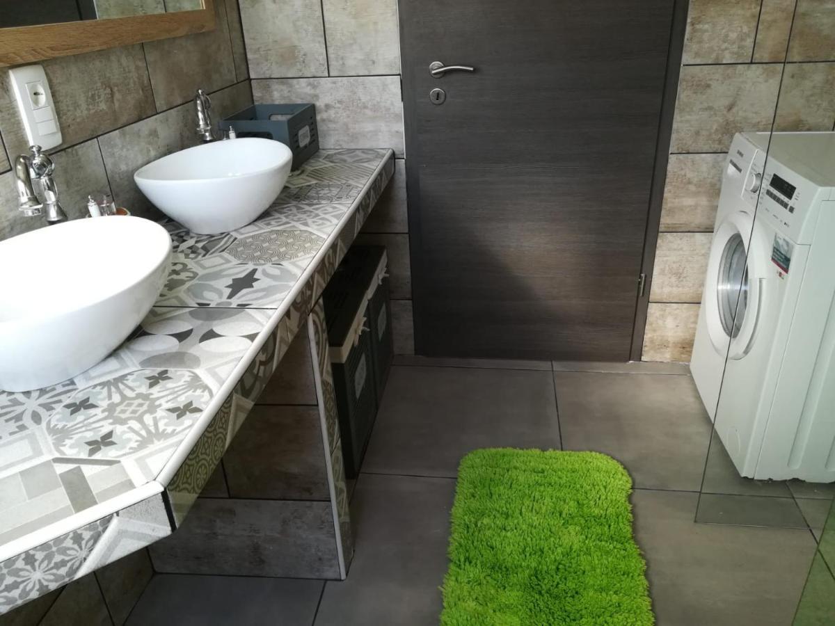 Apartmani Radic Rg Rogoznica  Luaran gambar