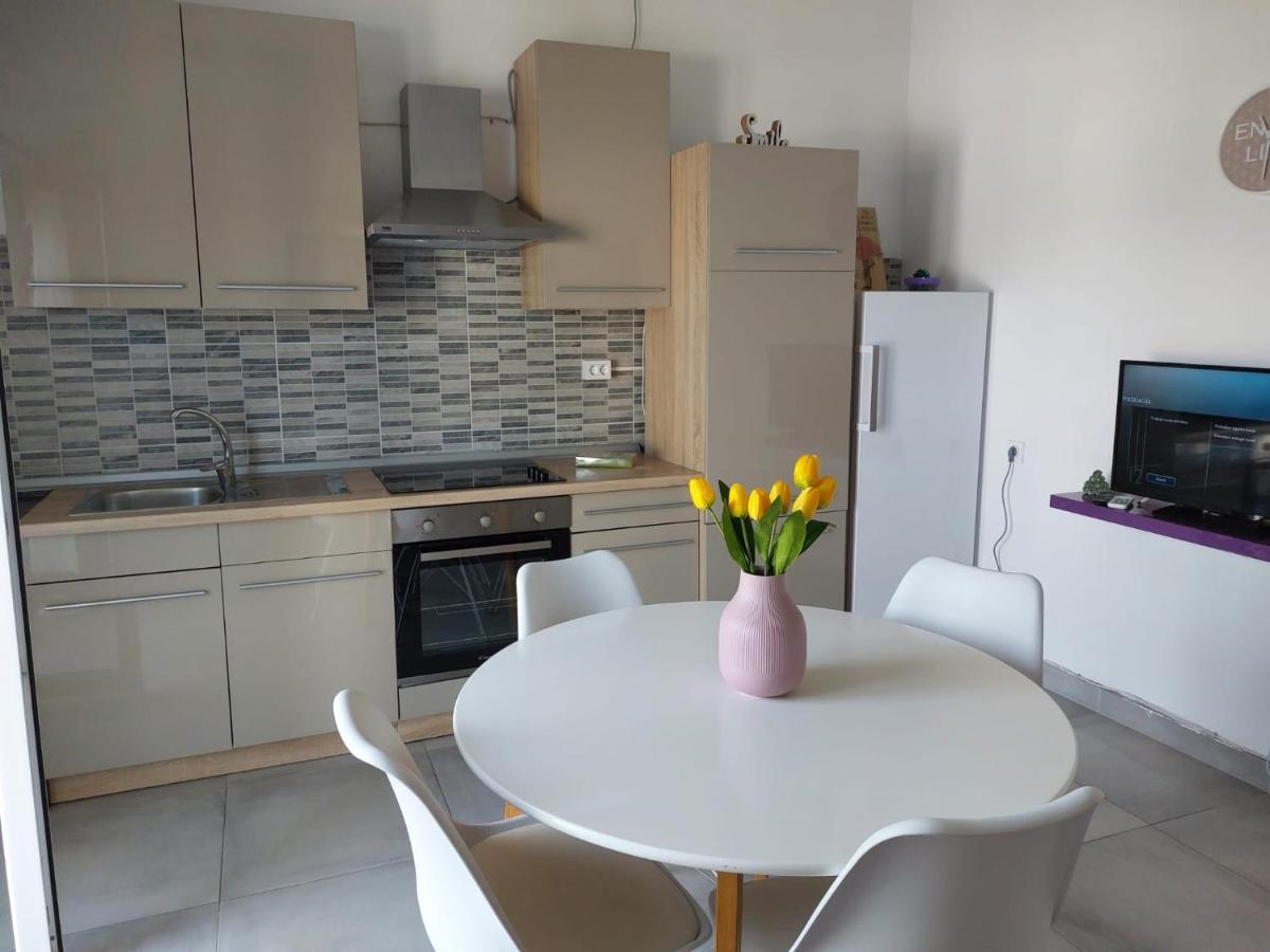 Apartmani Radic Rg Rogoznica  Luaran gambar